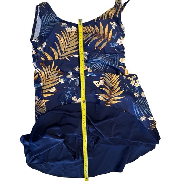 New SHORE SHAPES One-Piece Swimwear Women Sz 12 Blue w/ Multicolor Floral Hawaii - Picture 6 of 9